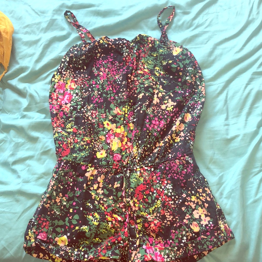 VS romper